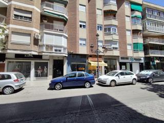 Location Local commercial à Calle san juan de dios 30