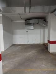 Aparcament cotxe a Calle calle arabial 78. Plaza de aparcamiento en arabial