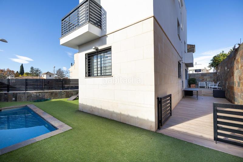 Foto c27c3753-74c6-45e0-a4f8-e062c87f18f7. Chalet en calle milonga 12 exclusiva casa en huetor vega en Huétor Vega