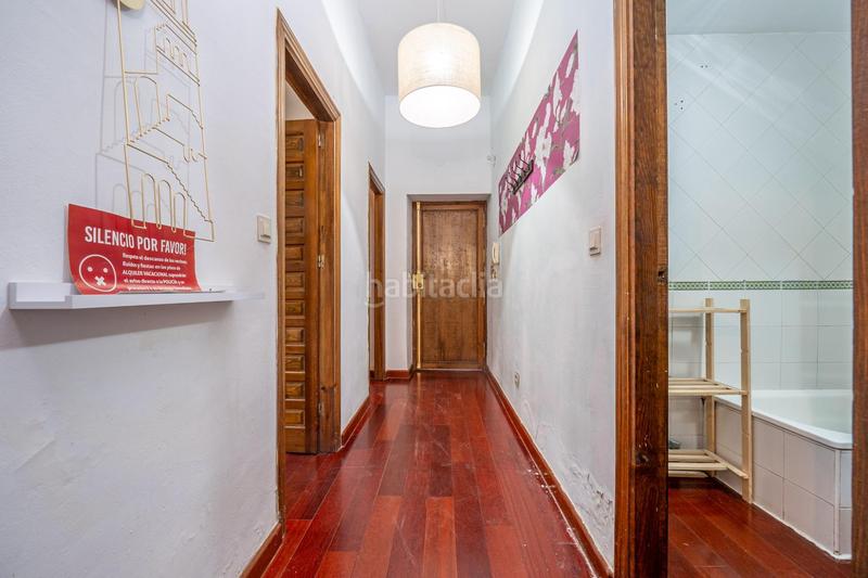 Foto c4e95f0c-a41c-4f8c-ae0d-b6b83966caf0. Piso en calle calle puente espinosa 28 piso en paseo de los tristes en Granada