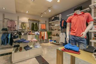 Geschäftsraum in Encrucijada 13. Se vende local en el centro de maracena