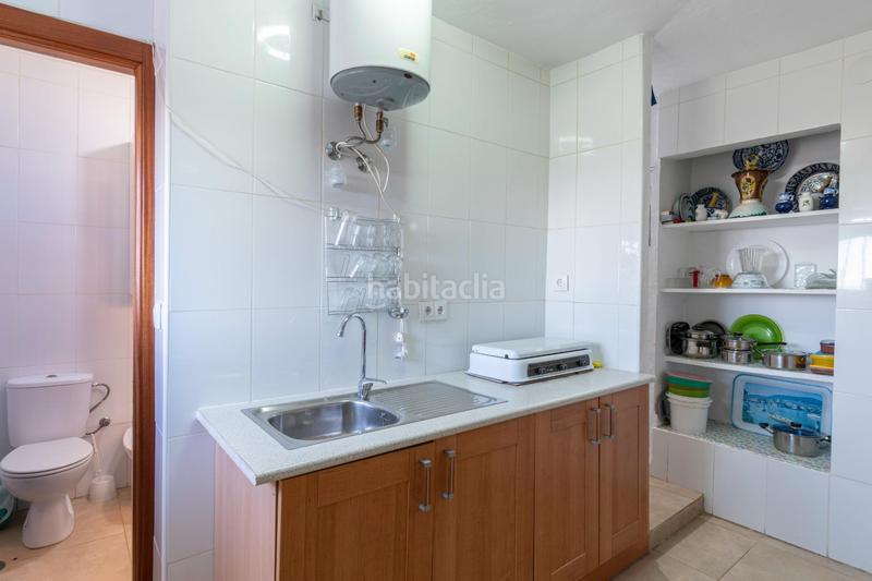 Foto 0b0ba06d-0f59-4145-b67d-f1caa2559319. Masía en calle las villas 31 cortijo con amplia piscina en Monachil