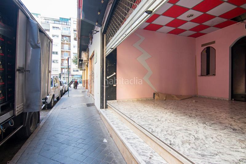 Foto 130abe27-6957-430e-863e-72883bf0ca49. Lloguer local comercial a calle seneca a Camino de Ronda Granada