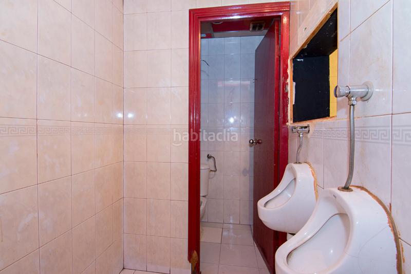 Foto 1437a88e-4f22-4b81-80db-f5b6944be662. Lloguer local comercial a calle seneca a Camino de Ronda Granada