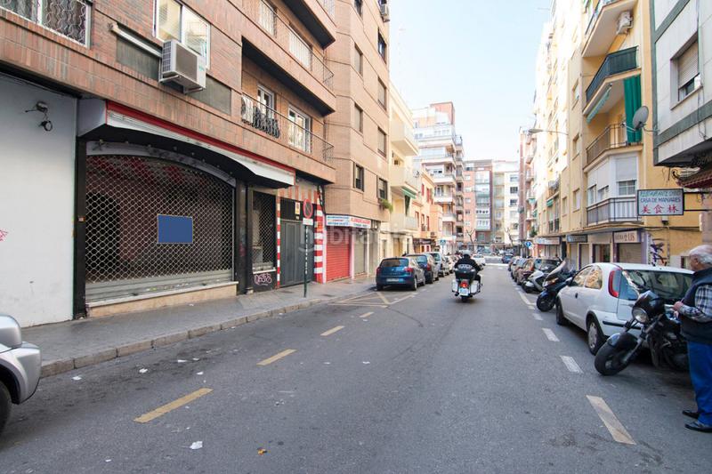 Foto 2b0a6192-c1bc-424f-97d8-f283ecde0c5d. Lloguer local comercial a calle seneca a Camino de Ronda Granada