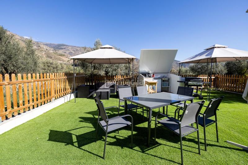 Foto 4ed9d9a1-9bfa-43e5-8de5-7a36a7496714. Chalet en carretera sortes 756 chalet con gran terreno en orgiva en Órgiva