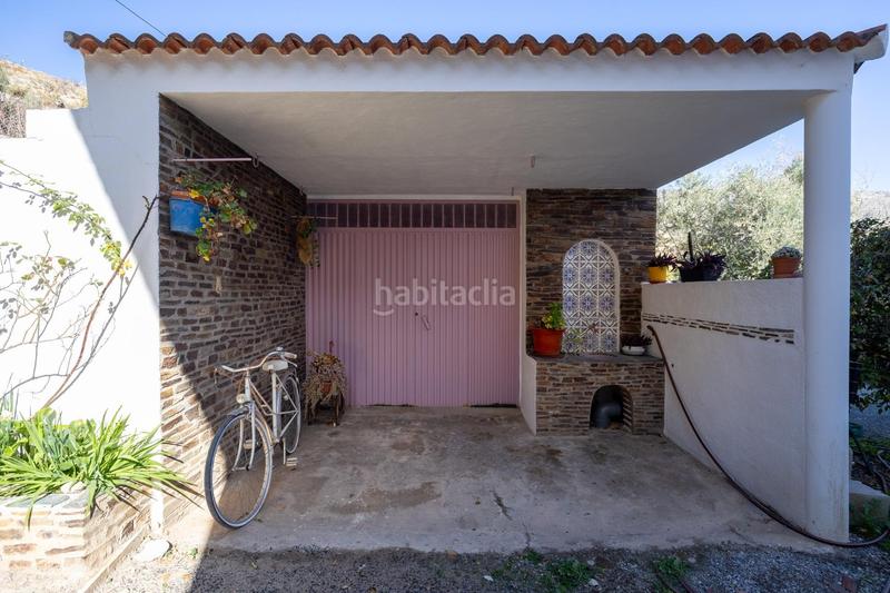 Foto 5a834786-d1c6-48ff-9ffd-592220ad8c09. Chalet en carretera sortes 756 chalet con gran terreno en orgiva en Órgiva