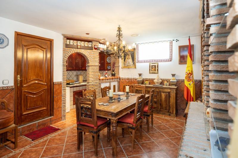 Foto 8ed7bc4d-42ae-4783-9a9f-801787b2c5f0. Chalet en calle residencial el carmelo 54 magnifico chalet en el carmelo en Ogíjares