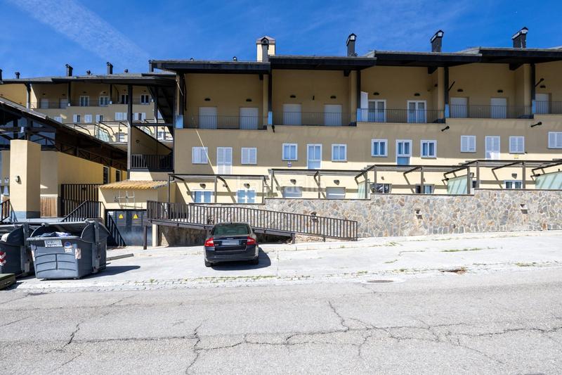 Foto a028d753-e927-43b6-9034-9cf2c0268387. Dúplex !!espectacular vivienda !! en Zona alta Sierra Nevada