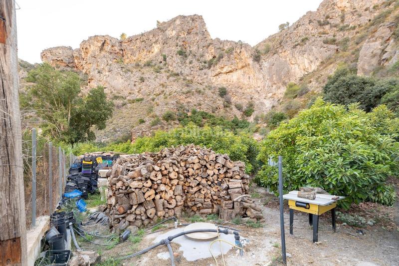 Foto 7f7278f4-e626-4783-93be-488e7368d38c. Fondo rustico in Vélez de Benaudalla