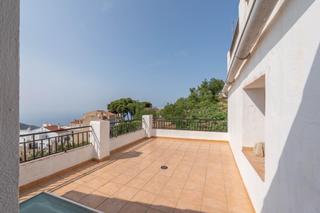 Casa a schiera  Calle dr jimenez acosta
