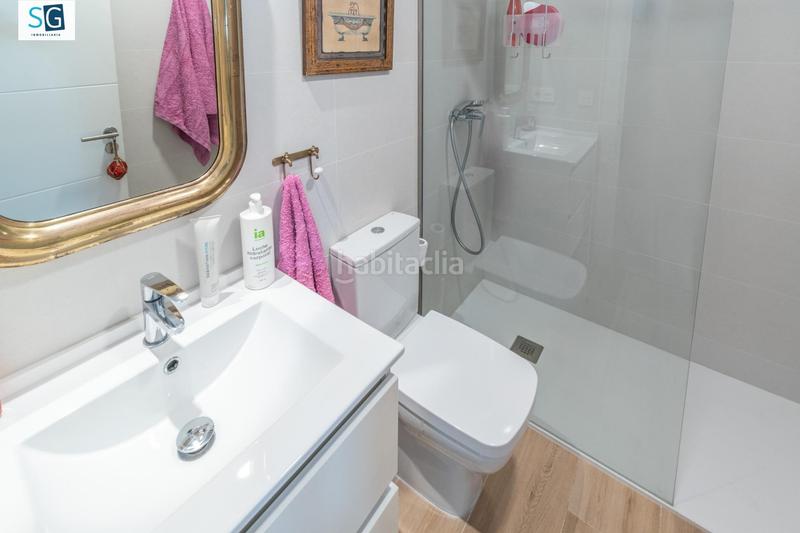 Foto 14b40d07-a51a-4024-a1e9-53048a79e239. Piso descubre este espectacular apartamento ubicado en el prestigioso residencial mar de astrid, una joya frente a la hermosa playa gra en Motril