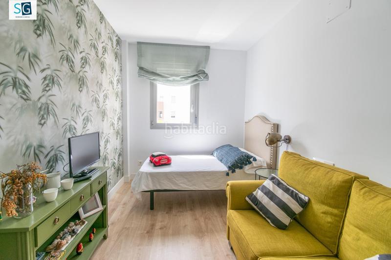 Foto 85e070a1-bfc2-4cd3-baab-68e716198c00. Piso descubre este espectacular apartamento ubicado en el prestigioso residencial mar de astrid, una joya frente a la hermosa playa gra en Motril