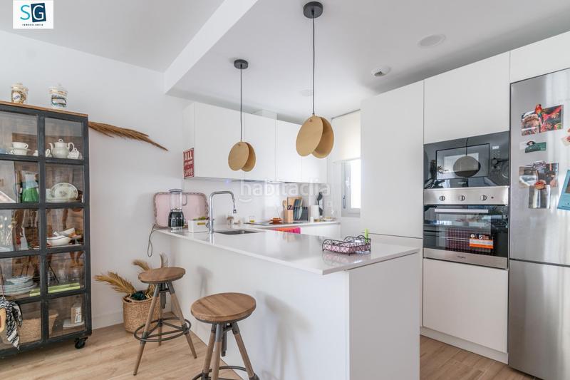 Foto d25e9485-402f-4270-aacc-0cbef8799598. Piso descubre este espectacular apartamento ubicado en el prestigioso residencial mar de astrid, una joya frente a la hermosa playa gra en Motril