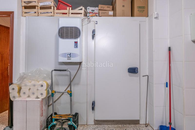 Foto 22ad8ef4-aa48-4a91-bac4-4fac07219f55. Édifice dans Peza (La)