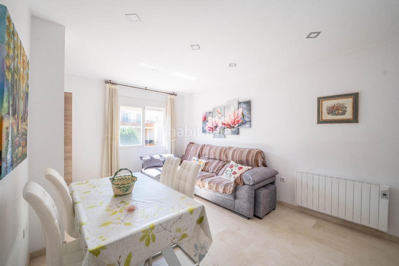 Foto f3ab60bb-b685-4819-936c-1bfe942fc538. Flat with heating parking in Casco Histórico Churriana de la Vega