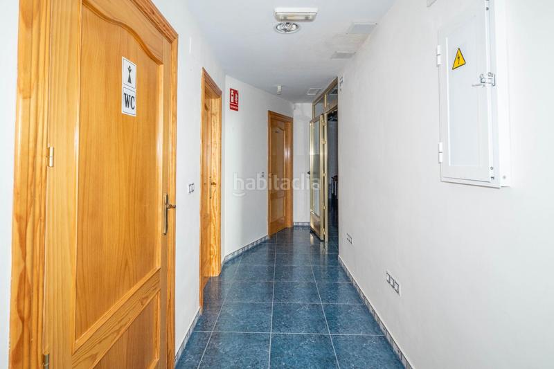 Foto b7fef2ee-a8a8-4396-b2a7-0aa949c297a3. Local comercial a Aljomahima - Ermita Gabias (Las)