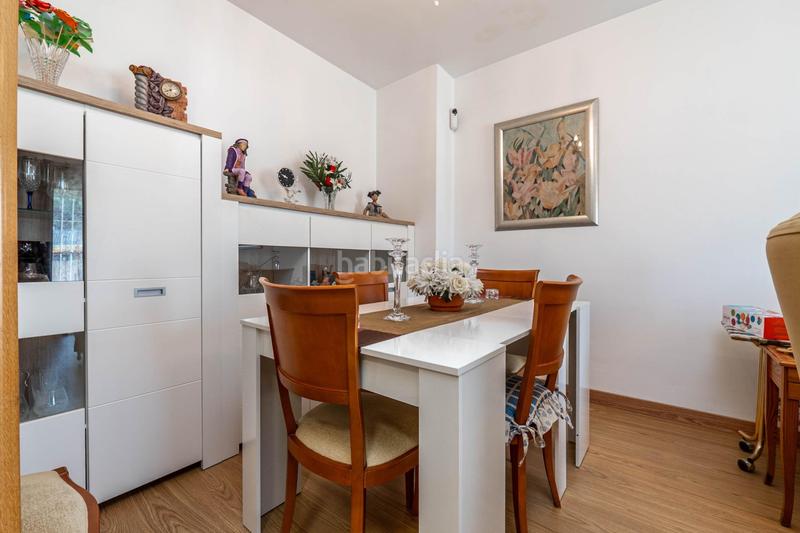 Foto cb3a1f17-ff8f-4738-8715-f266676908c6. Casa adossada amb aparcament piscina a Belicena Vegas del Genil