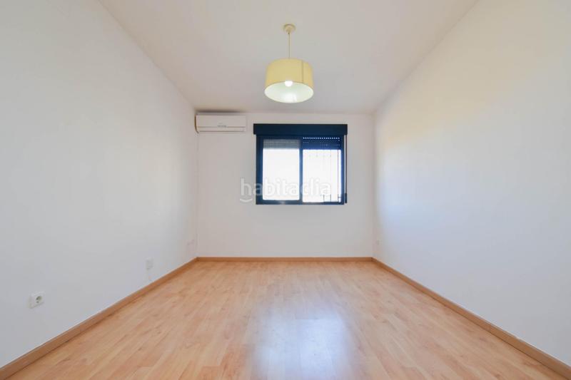 Foto d76a29ea-18dc-437c-a0e8-a6735fe2990f. Apartament amb aparcament a Las Flores - Huerta Gabias (Las)