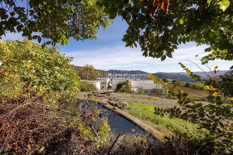 Foto 6b84edd0-a54c-468f-91b0-44e5afacaca6. Casa amb calefacció a Taha (La)