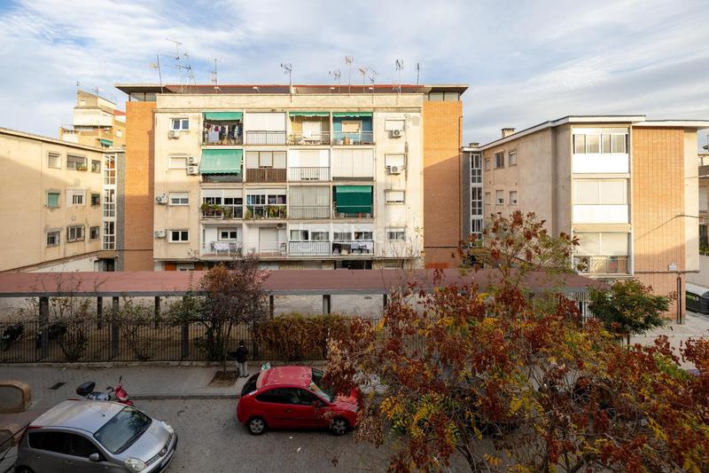 Foto 25ca8df0-7c59-4589-bf45-f2f3cb2026ef. Piso !! vivienda en zaidin para entrar a vivir !! en Granada