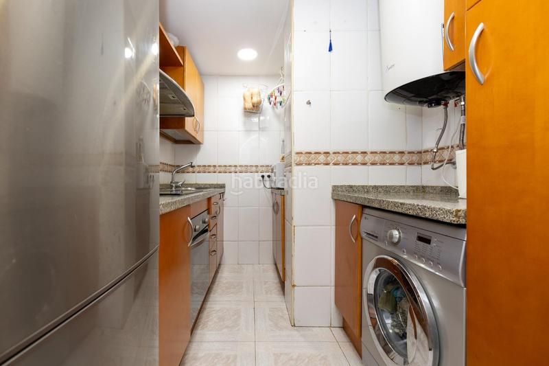 Foto 900fba2a-bbbd-4e94-967d-10539ab2c45a. Piso !! vivienda en zaidin para entrar a vivir !! en Granada