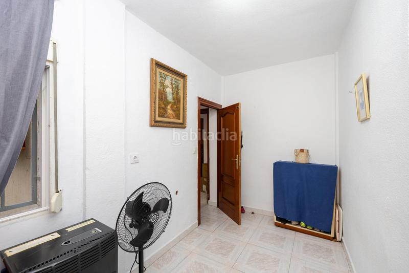 Foto a5e805e6-da2e-4f44-8483-d66d0042fa65. Piso !! vivienda en zaidin para entrar a vivir !! en Granada