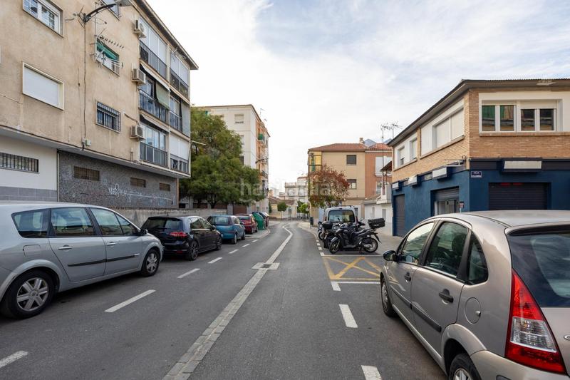 Foto b1dfcb66-d9c5-46b2-bb06-fd8de7fa3b80. Piso !! vivienda en zaidin para entrar a vivir !! en Granada