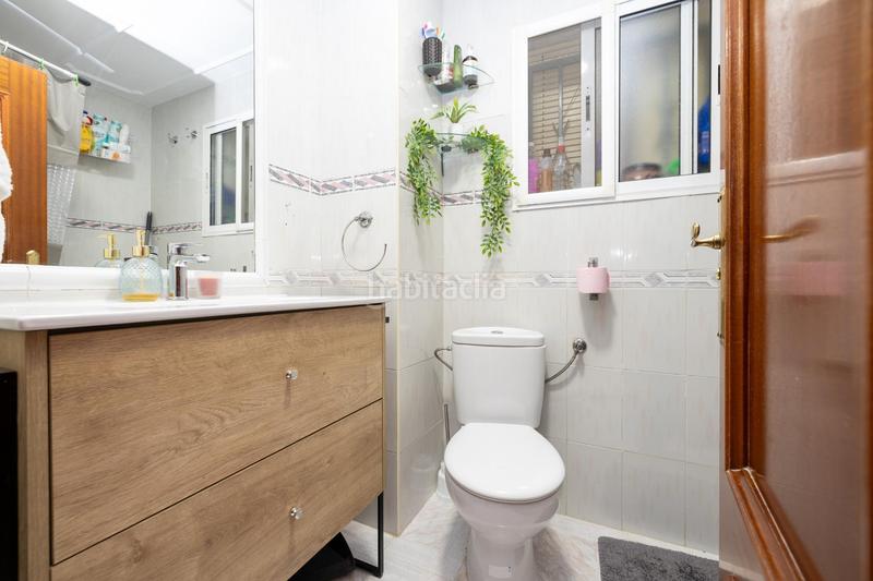 Foto bd6074a8-2cf5-4ef3-8b98-aa42fab48691. Piso !! vivienda en zaidin para entrar a vivir !! en Granada