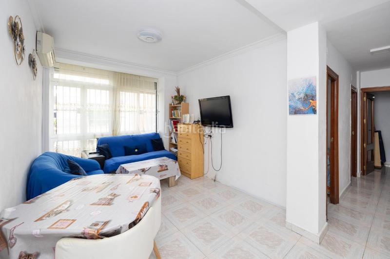 Foto d3156ec8-ebd4-4c5d-baa5-d8cdffea0586. Piso !! vivienda en zaidin para entrar a vivir !! en Granada