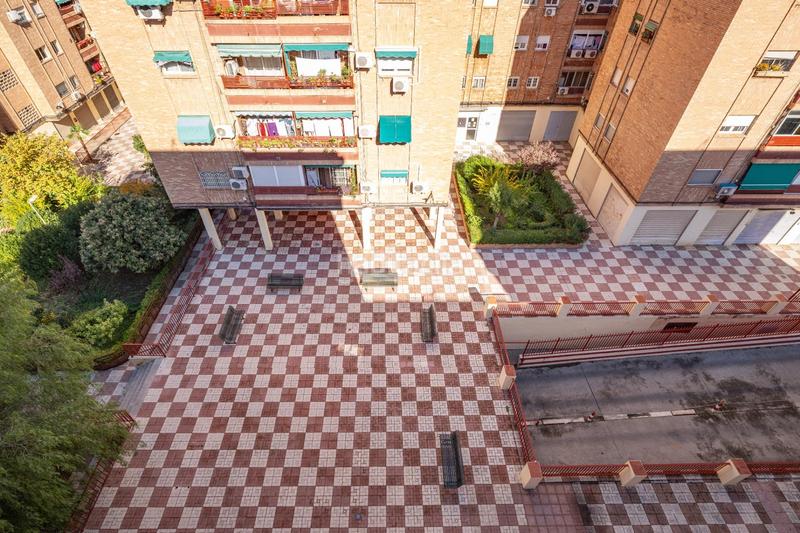 Foto 592d170b-c20f-4969-9e49-b7b3e1f6b0d7. Flat with parking in Barrio de Zaidín Granada