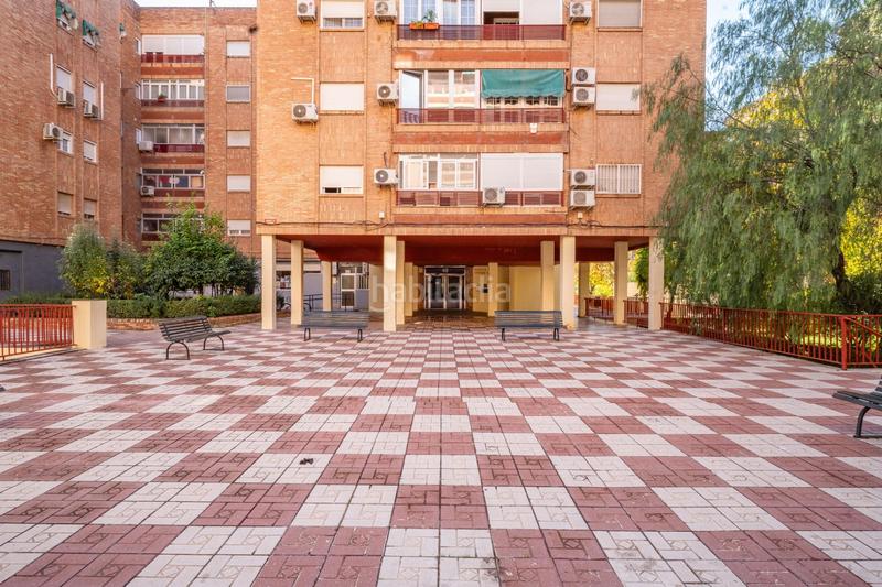 Foto ba009654-a4a6-4bb7-8876-650814e16df1. Flat with parking in Barrio de Zaidín Granada