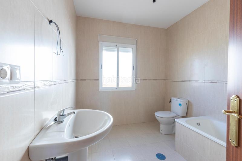 Foto 84193d7d-c2a7-495d-bc05-9453ef3f98de. Casa pareada !! increíble pareado a estrenar !! en Fuente Vaqueros