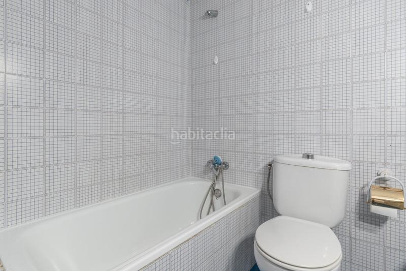 Foto 6296247b-4315-4623-9bfa-50781377aa27. Appartamento con parcheggio in Barrio de Zaidín Granada