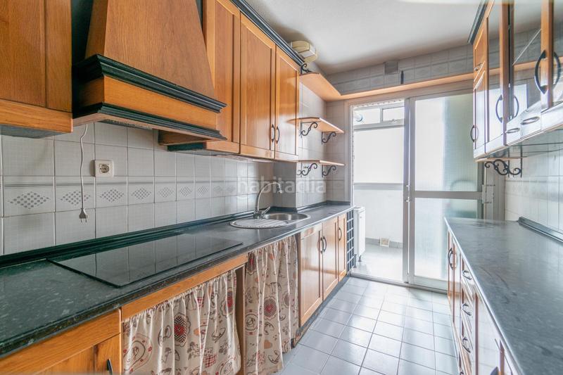 Foto e2099c4b-63f7-4489-8925-1487299fee19. Appartamento con parcheggio in Barrio de Zaidín Granada