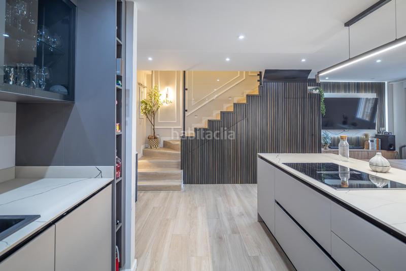 Foto c3406cbe-128e-4d8b-9b6e-be6c21d53aa5. Zweistöckige wohnung mit parking in Ayuntamiento Alhendín