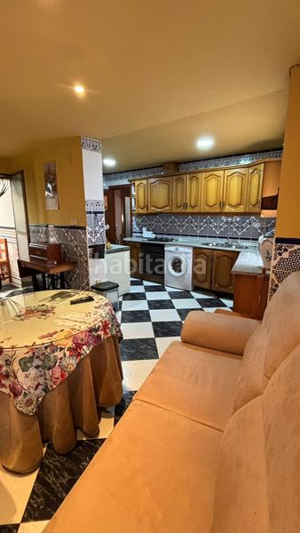 Foto eb122671-2327-4559-8c3a-64a4152961be. Casa amb aparcament a Padul