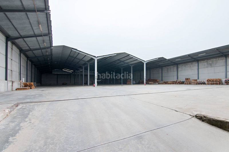 Foto e6d99d9e-c4b4-4b03-be5e-713bfef3adcd. Nave industrial en poligono olinda en Pulianas