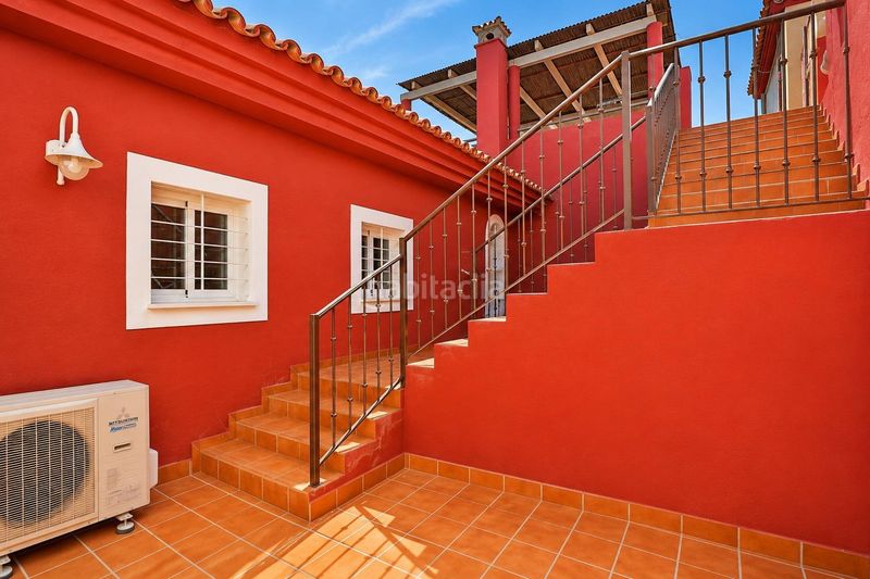 Foto 7c6c9e61-6027-48e2-bb0b-0cfe83773515. Casa amb calefacció aparcament piscina a Pinares de San Antón Málaga