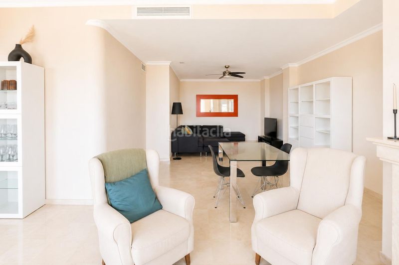 Foto cab6f834-1be9-4aa1-8045-03b667a26236. Casa amb calefacció aparcament piscina a Pinares de San Antón Málaga
