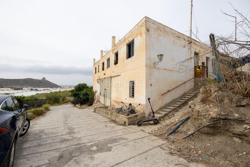 Foto 698d2fcb-e0be-458c-a951-233cd93a5162. Edifici a Castell de Ferro