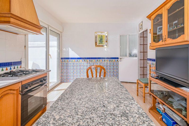Foto f8502597-e0c0-430d-b218-8129d6fd59c4. Casa a Bobadilla Granada