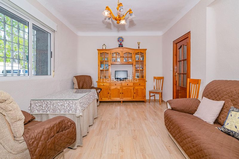 Foto f8d86dbb-0b8f-4629-80b7-365b6d180b11. Casa a Bobadilla Granada