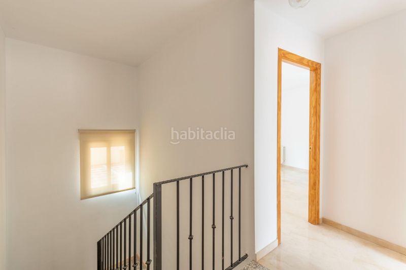 Foto 0ebdd364-18fa-46e0-8585-5f4948d2719a. Casa aparellada amb calefacció aparcament a Barrio de la Vega Monachil