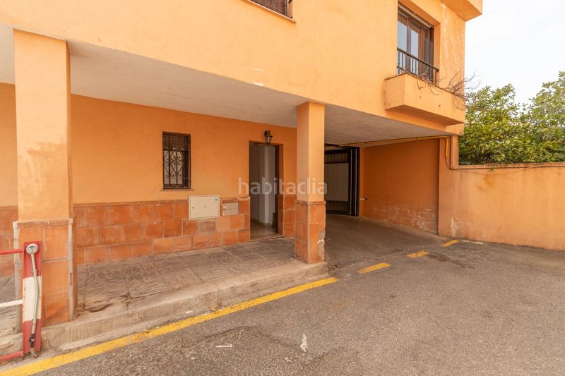 Foto 1e4ac5f8-ceda-46f4-b450-e97ae9c11e9b. Casa aparellada amb calefacció aparcament a Barrio de la Vega Monachil