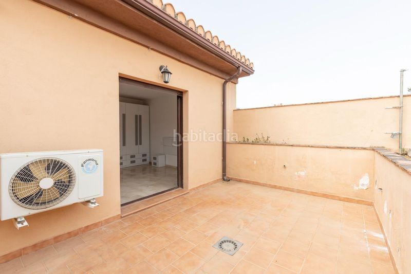 Foto 60ec17f7-9cf6-4c73-b1c7-e3072d013611. Casa aparellada amb calefacció aparcament a Barrio de la Vega Monachil