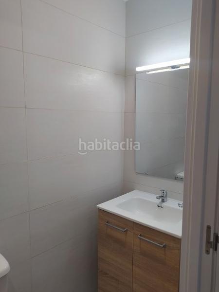 Foto 79d5ad56-7844-428a-abcf-4137a0526e97. Alquiler local comercial local en alquiler calle escoles con patio interior en Barcelona
