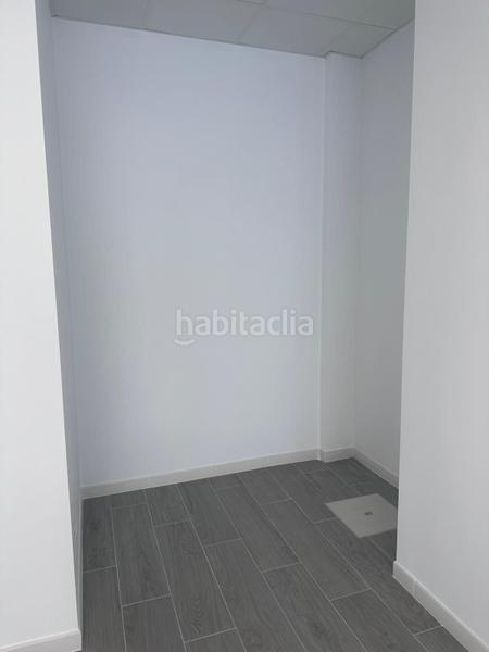 Foto 38980388-d814-4452-84fc-bbd5d367acbc. Affitto locale commerciale in Centro Torre del Mar