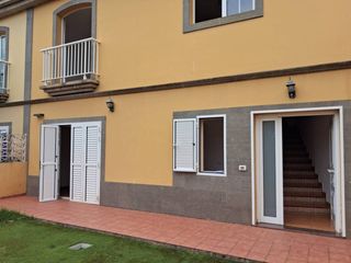 Casa adossada  Pasaje abedul. Chalet adosado en venta en los portalesvisviquelos castillos3541
