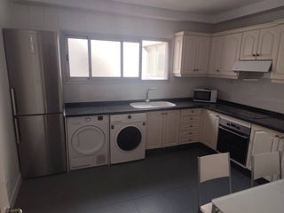 Etagenwohnung in Calle León y Castillo